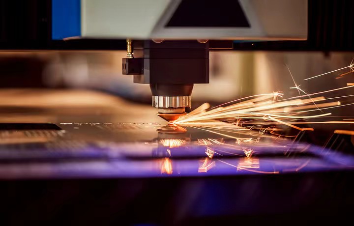 中國(guó)五軸機(jī)床企業(yè)嶄露頭角，國(guó)產(chǎn)替代加速